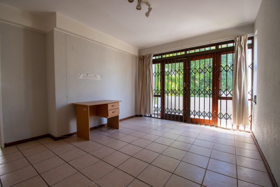 To Let 3 Bedroom Property for Rent in Claremont Upper Western Cape